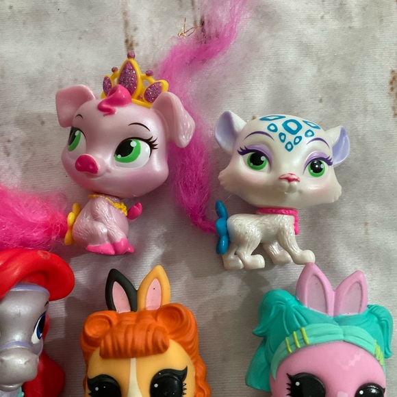 DISNEY PRINCESS PALACE PETS DISNEY WHISKER HAVEN L.O.L.SURPRISE FIGURES - Picture 9 of 11